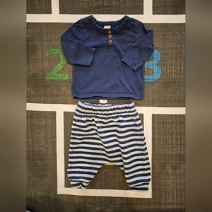Nordstrom long sleeve and pants outfit, size 3 months